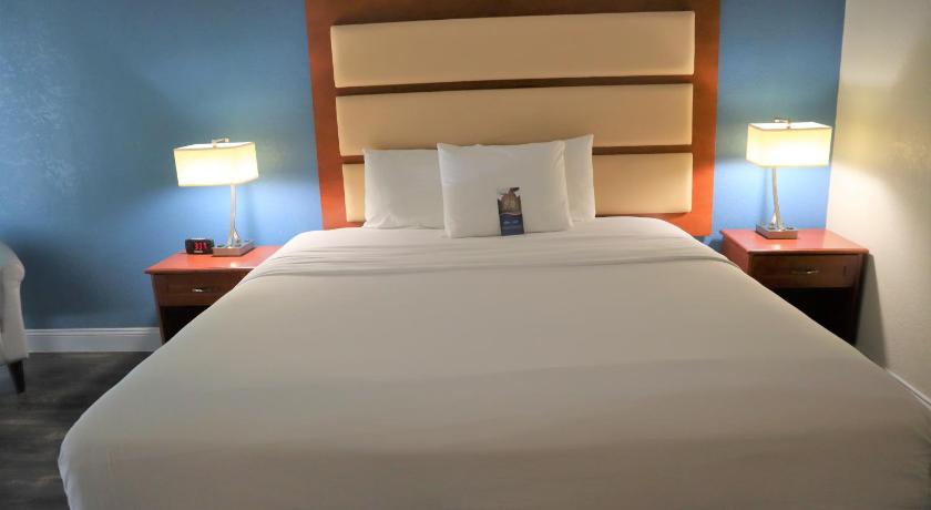 Baymont by Wyndham Norcross Atlanta photo