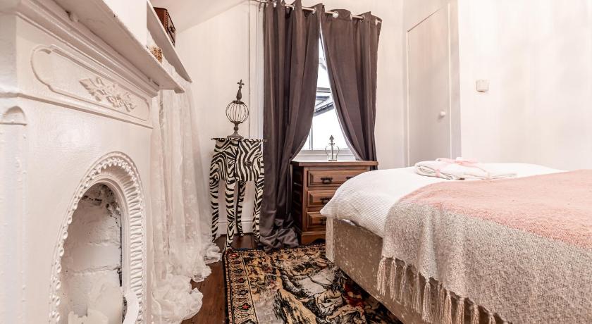Quadrant Cottage photo