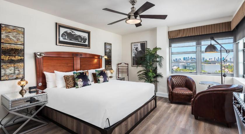 Immagine di King Vista Città (King Room with City View) 0