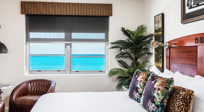 Immagine di King Vista Oceano (Ocean View King) 6