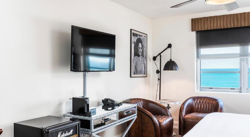 Immagine di King Vista Oceano (Ocean View King) 5