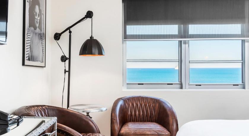 Immagine di King Vista Oceano (Ocean View King) 7