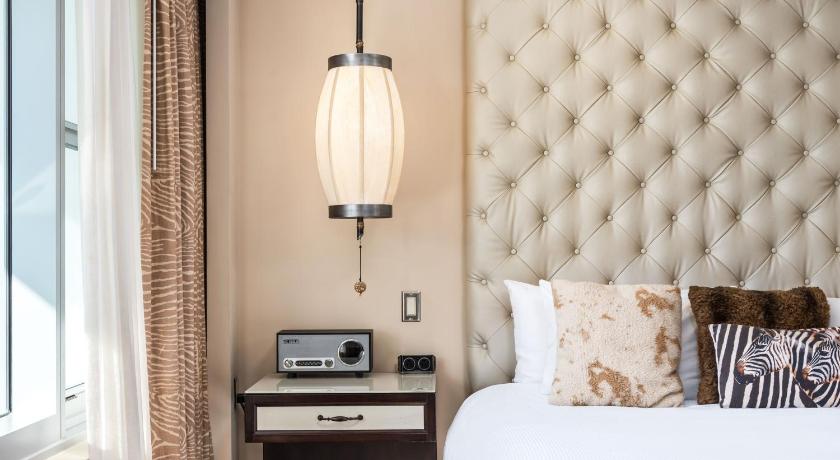 Immagine di Suite Cabana Bordo Piscina (Poolside Cabana Suite) 6