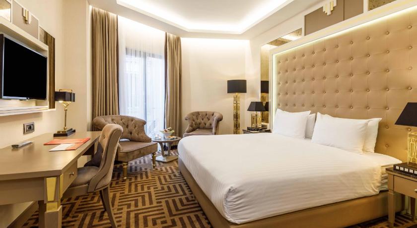 Ramada Hotel Suites Istanbul Golden Horn - image 10