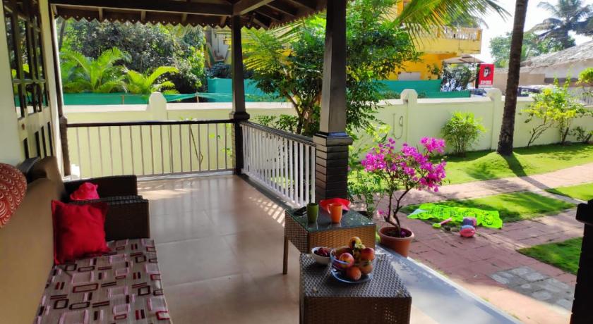 Beach Villa Morjim photo