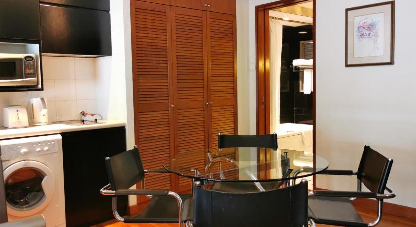 Image of Studio Suite 8