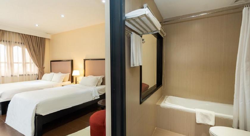 Image of Deluxe Twin Balcony City View 5