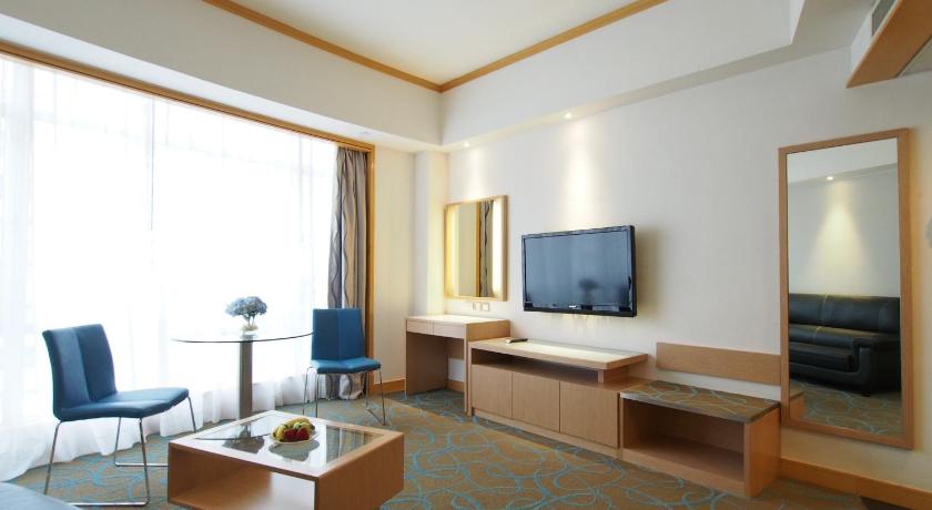 Image of Deluxe Suite 3