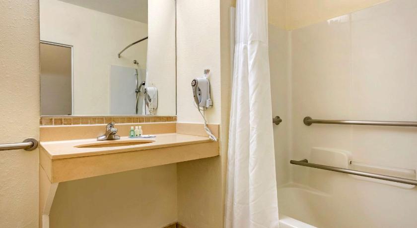 Quality Inn Zephyrhills-Dade City