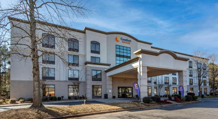 Comfort Suites Alpharetta/Roswell - Atlanta Area photo