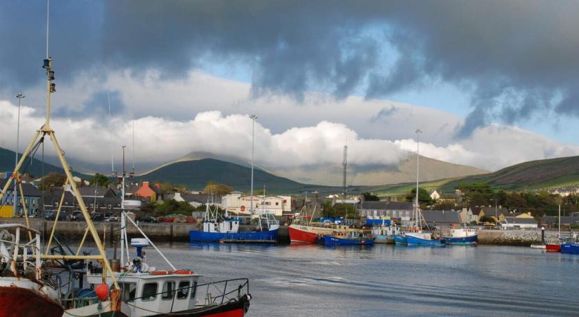 Dingle Benners Hotel