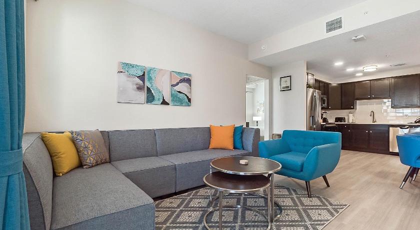 Image of Executive Three-Bedroom Apartment 4