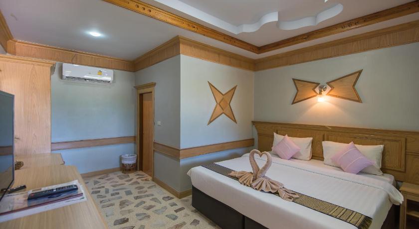 Image of Standard Hillside 3