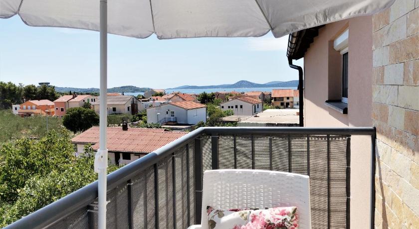 Apartman Luka (Vodice) photo