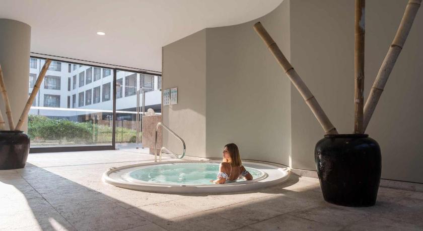 폰타 델가다 아조리스 로얄 가든 레저 앤 컨퍼런스 호텔 (Azoris Royal Garden – Leisure & Conference Hotel) 4성급 호텔 부대시설