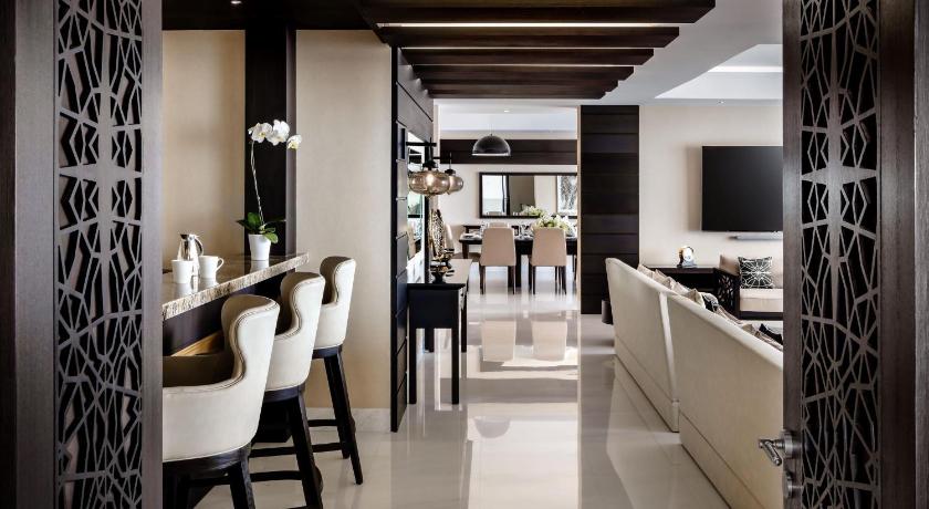 Image of Royal Suite 6