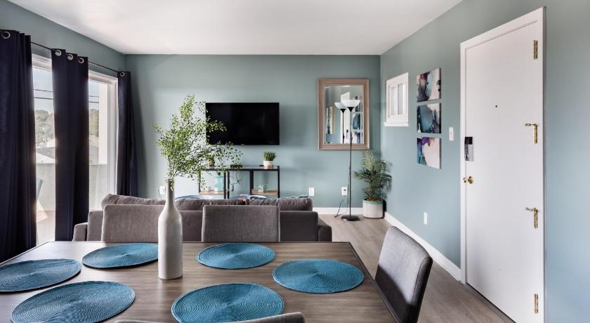 Updated Urban Retreat Near SoFi Stadium LAX Forum and More — Hotel in Los Angeles (CA)