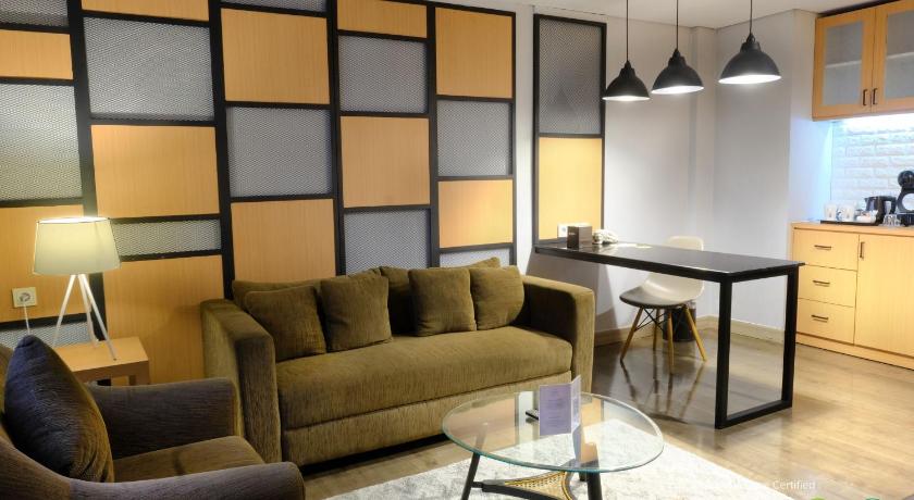 Foto Suite dengan Pemandangan Kota (Suite with City View) 8