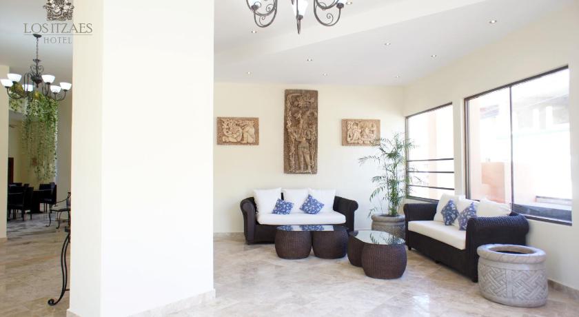 Hotel Los Itzaes by 5th av photo