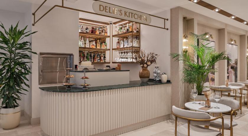 Delita City Hotel - image 9