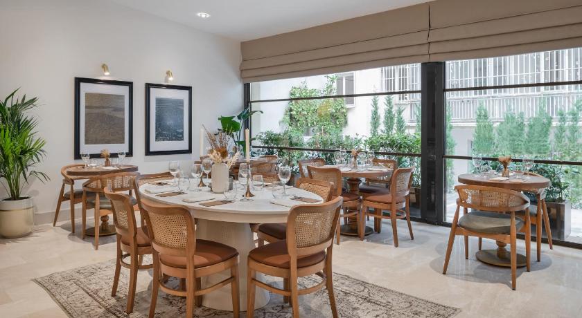 Delita City Hotel - image 8