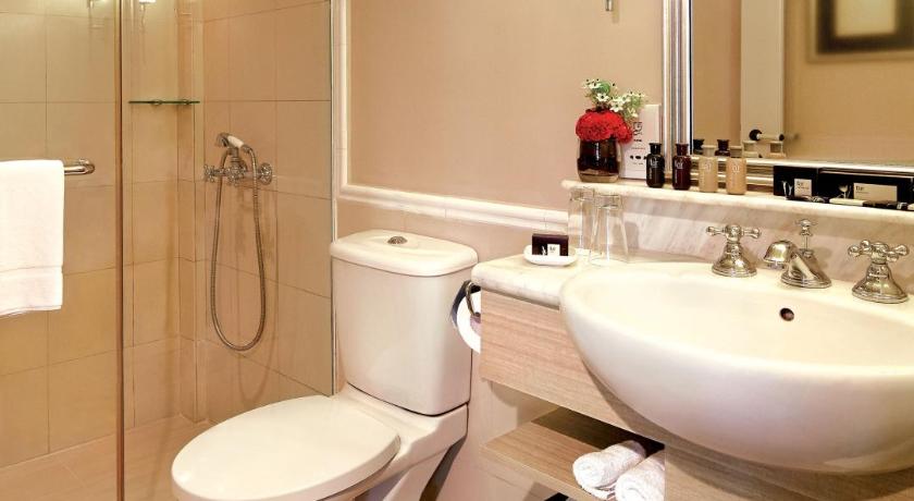 シンガポール Aurum Royal 4つ星 宿泊施設 客室