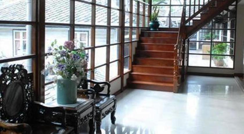 Image of Deluxe Room 6