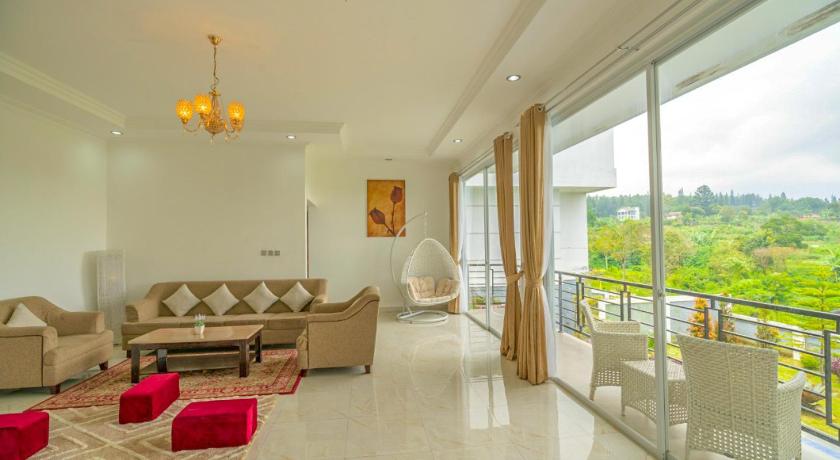 Three-Bedroom Villa, AL Jumeirah Resort Puncak in Puncak