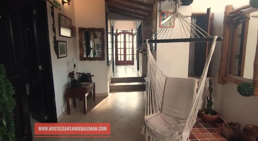 SANTANDER ALEMAN HOSTEL photo