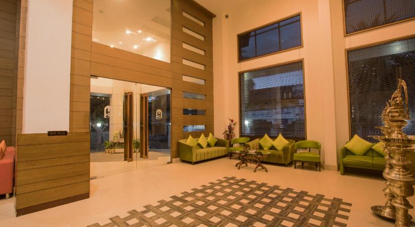 Hotel Shelter photo