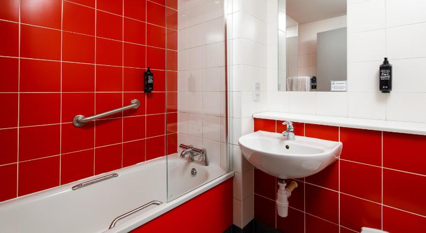 ibis budget London Heathrow T5