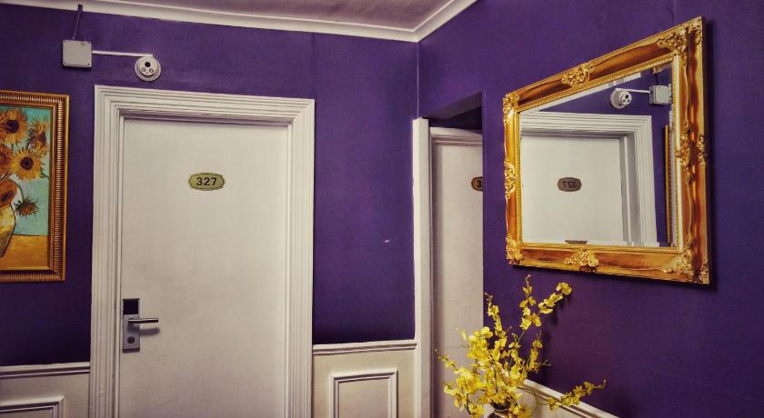 Kensington Hotel photo