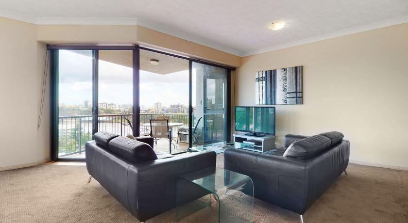 Image of 3 Bedroom Apartment 11