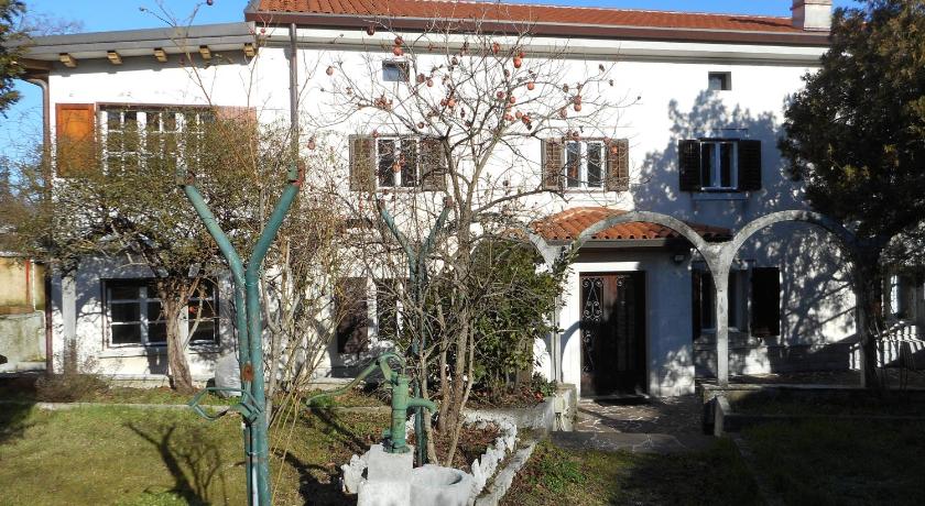Affittacamere Esteban — Hotel in Trieste