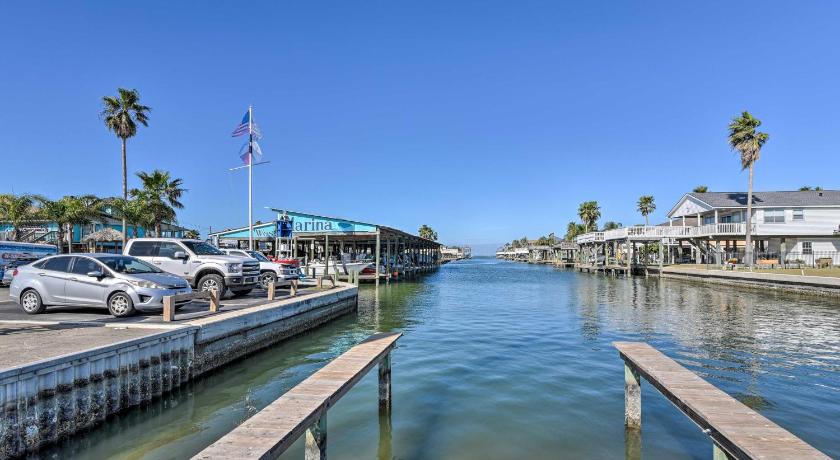 Galveston Home with Canal View quarter Mi to the Beach! photo