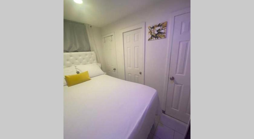 Cute and Cozy Ez Home