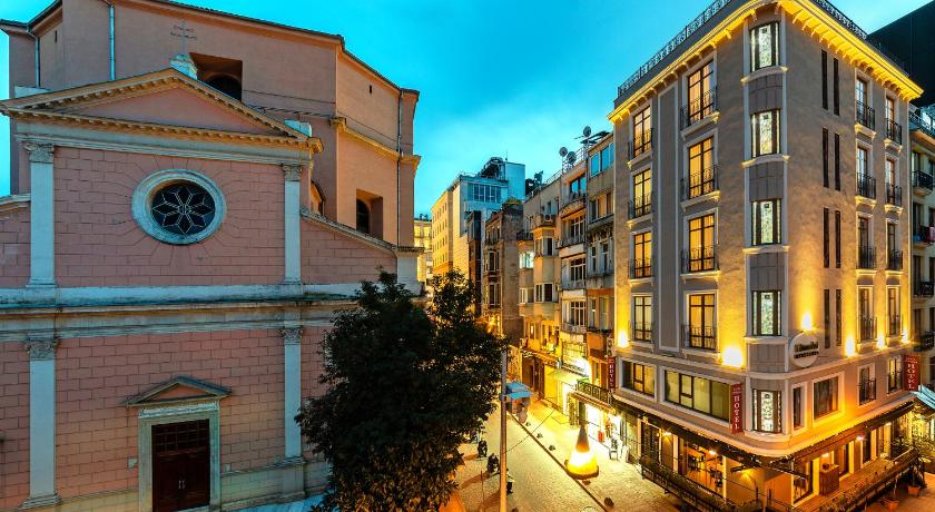 Santa Ottoman Hotel - image 5