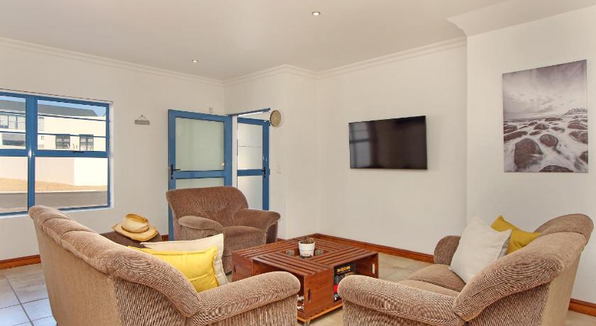 Oyster Retreat by HostAgents photo