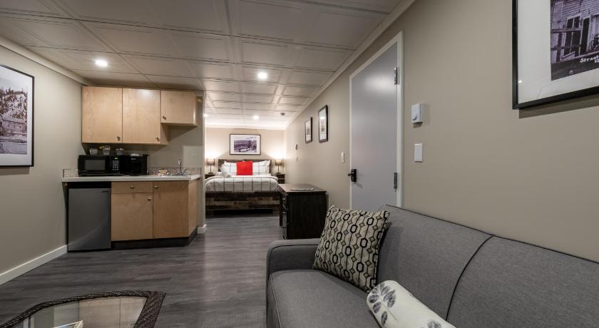 The Cache Hotel and Lodgings photo