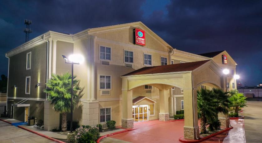 Comfort Suites