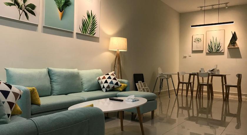 75 Cozy Home - Homestay Kluang (Gated and Guarded, Northern European Interior) photo