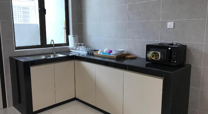 75 Cozy Home - Homestay Kluang (Gated and Guarded, Northern European Interior) photo