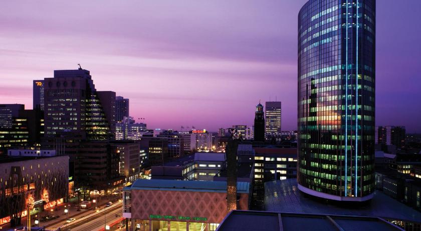 Postillion Hotel WTC Rotterdam hakkında daha fazla bilgi