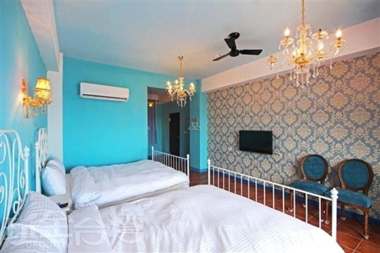 Image of Sea View Family Room 11
