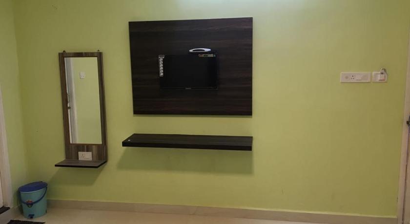 Happy Stay Rooms and Cottages - image 7