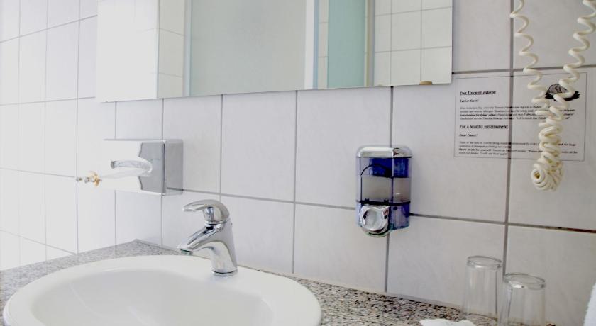 Hotel Lonac photo