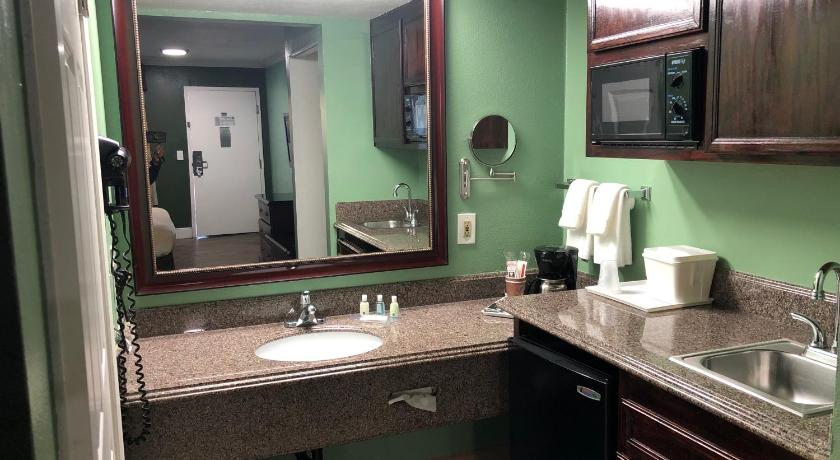 Quality Inn Hemet - San Jacinto