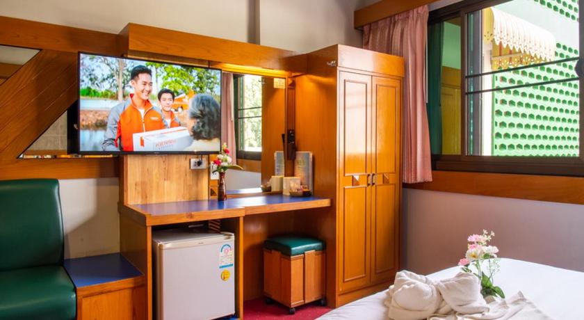 Image of Standard King Bed 12