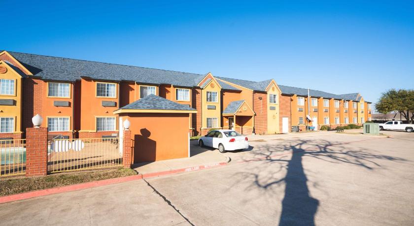 Regency Inn & Suites DFW