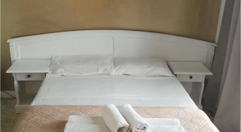 Miramare Hotel photo